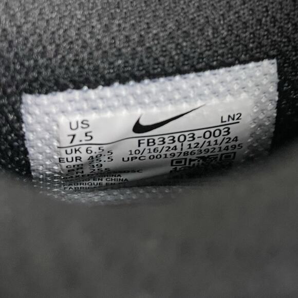 Nike Men Size 7.5 Soccer Cleats Black Gold New Open Box FB3303-003 Vapor Speed 3 - Picture 3 of 9